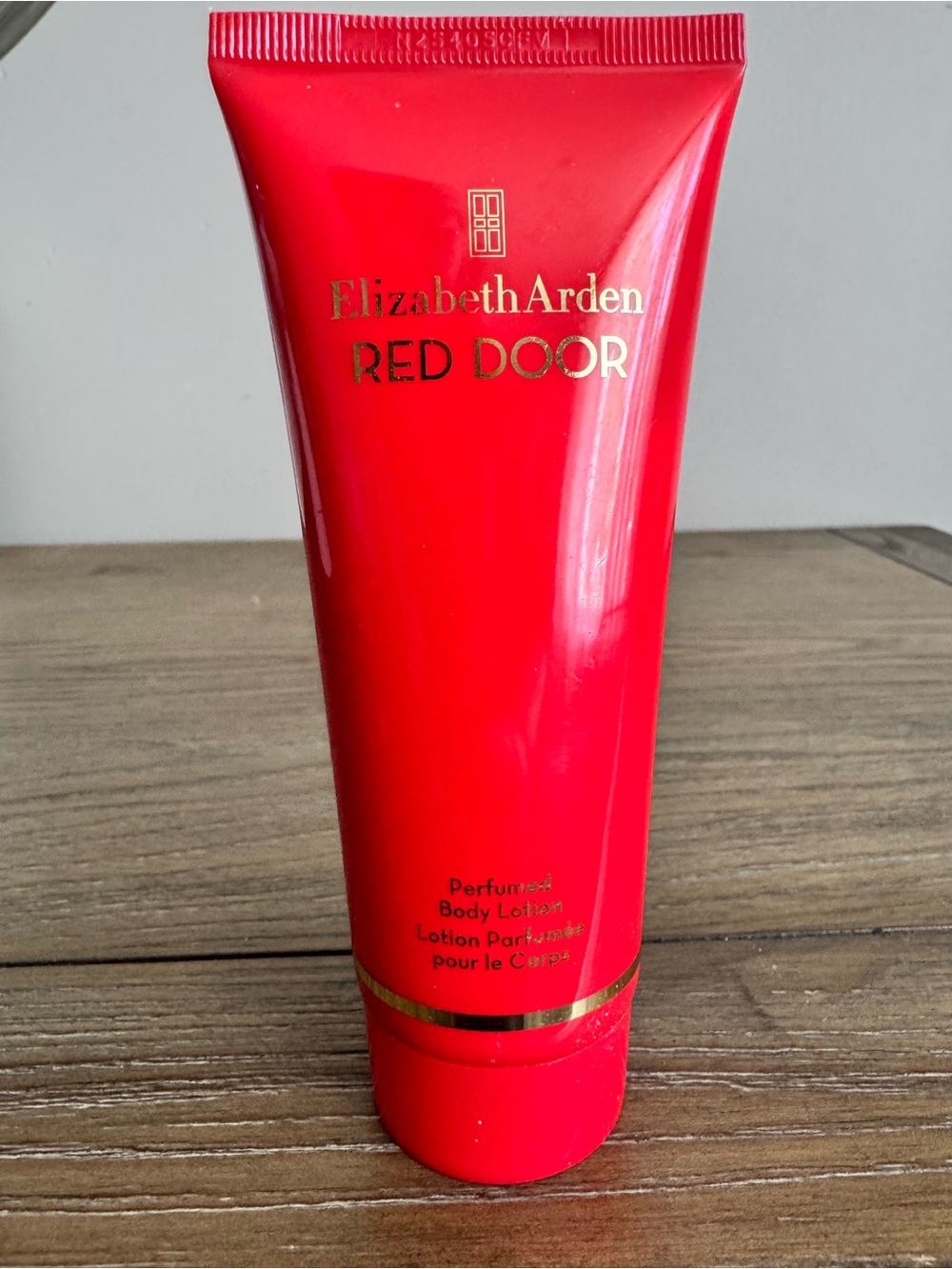 Elizabeth Arden Red Door Body Lotion - Red